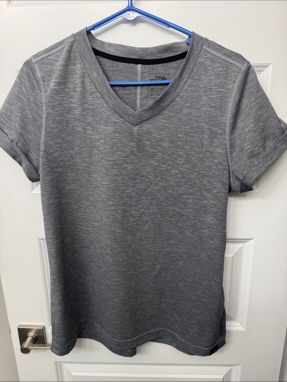 The North Face Women's Heather Gray V-Neck Short Sleeve Tee
